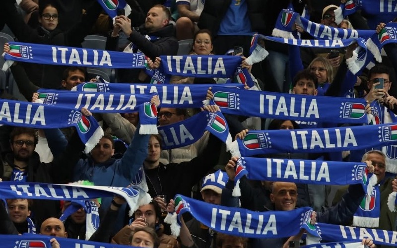 -i-t-a-l-i-a-italiairlandadelnordnazionale-azzurri-vivoazzurro-c07e44.jpg