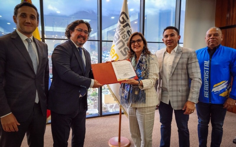 -sostuve-un-encuentro-con-el-embajador-de-trkiye-en-venezuela-y-representantes-de-turkish-air-4ff61d.jpg