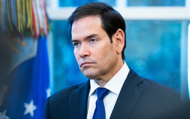00dc-rubio-cuba-01-fqcg-mediumsquareat3x-7f2c0e.jpg