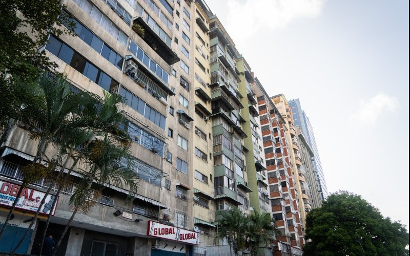 10-inmuebles-en-caracas-el-diario-jose-daniel-ramos-6c35c6.jpg