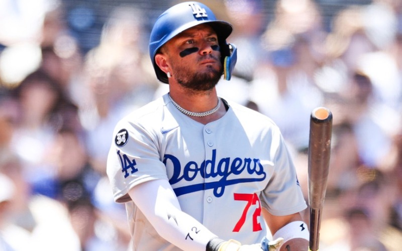 19404251_miguel-rojas-clean-ap-tn-img-4c3f27.jpg