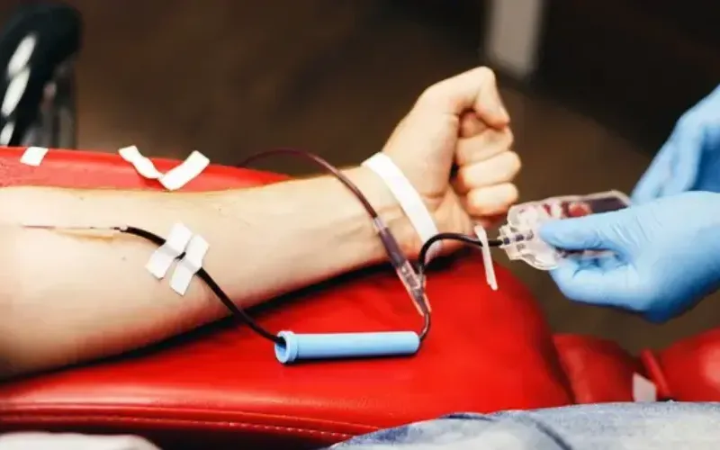 _107331897_blooddonor976.jpg-ecb9b7.webp