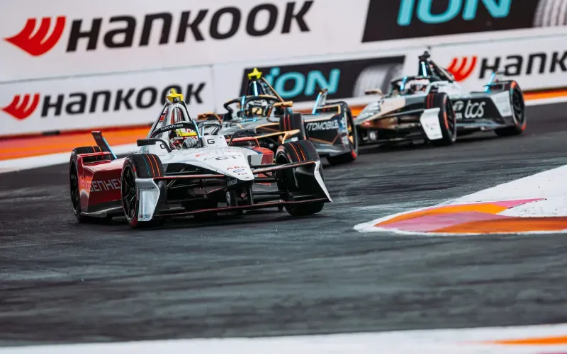 accion-formula-e-1-scaled.jpg-92136c.webp
