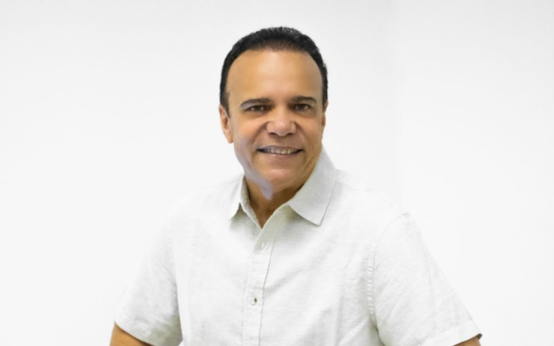 Alex D’Castro ofrecerá  un concierto sinfónico en Caracas