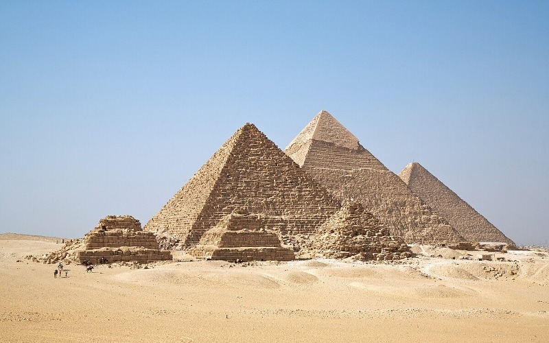 all_gizah_pyramids-3699ac.jpg