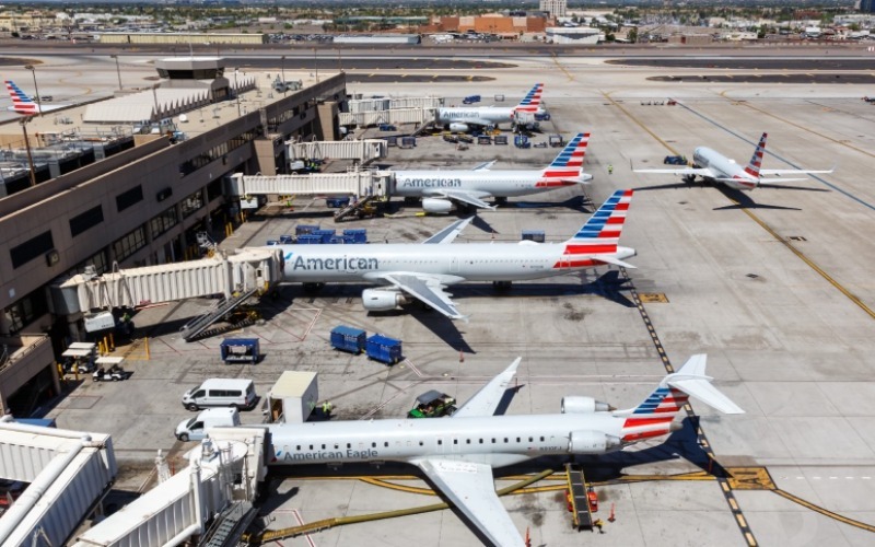 american-airlines-airport-11748d.jpg