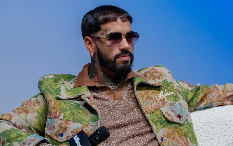 anuel-1-acd7ae.jpg