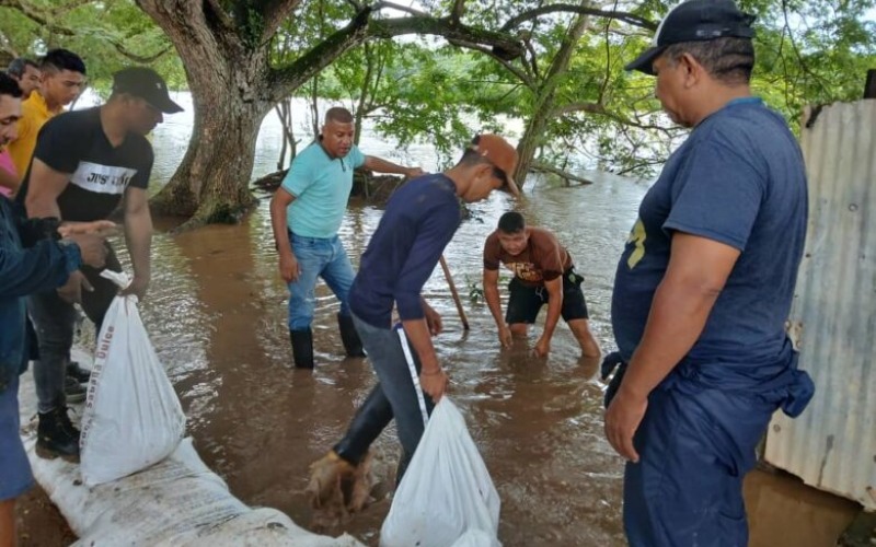 apure-5-mil-familias-afectadas-lluvias-fe-alegria-780x585-d23fab.jpeg