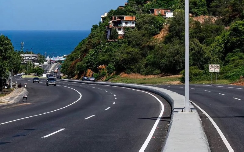 autopista-caracas---la-guairacortesa-de-ipaniza-72d033.jpg