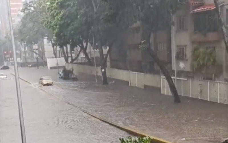 av-andres-bello-caracas-lluvias-16.09.2023-868e17.jpg