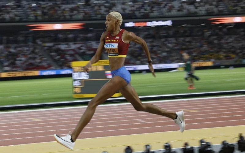 Yulimar Rojas aplaza su reaparición: “Voy con todo a revalidar mi título mundial en Tokio”