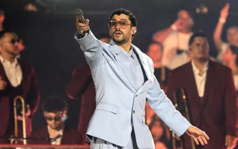 Bad Bunny concluye su gira 'Debí tirar más fotos' con 3,1 millones de entradas vendidas