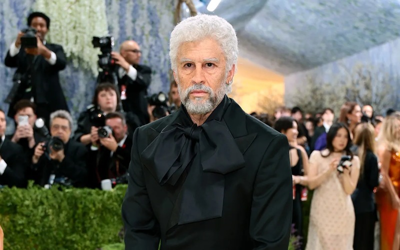 bad-bunny-met-gala-main-2026-2136f1.jpg
