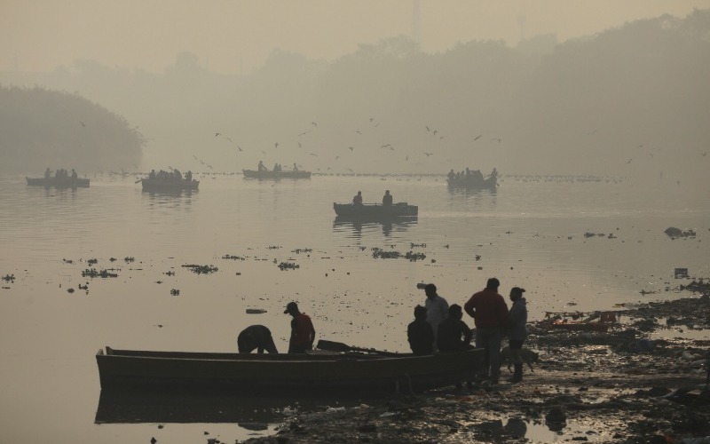 Nueva Delhi sigue atrapada por segundo día consecutivo bajo una contaminación "severa"