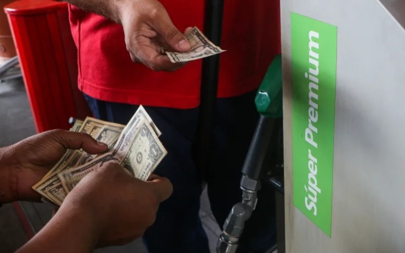 bombas-de-gasolina-combustible-premium-caracas-marzo-2026-8789-1024x683-e48af2.jpg