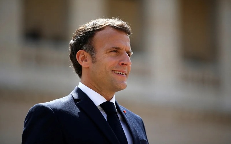 c515c89c93e450e239d6a1bb7600e008-macron-data-d2804d.jpg