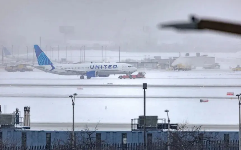 cancelaciones-y-retrasos-masivos-de-vuelos-por-tormenta-invernal-en-noreste-de-estados-unidos-86cf38.png