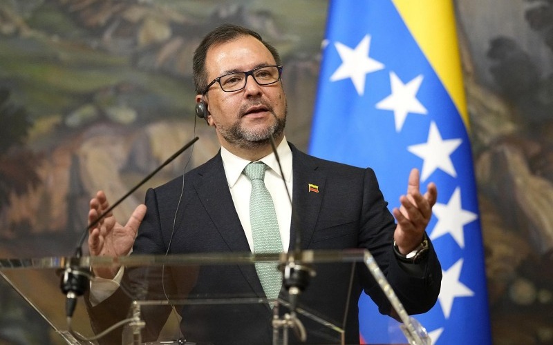 canciller-venezolano-yvan-gil-100949-5884fb.jpeg