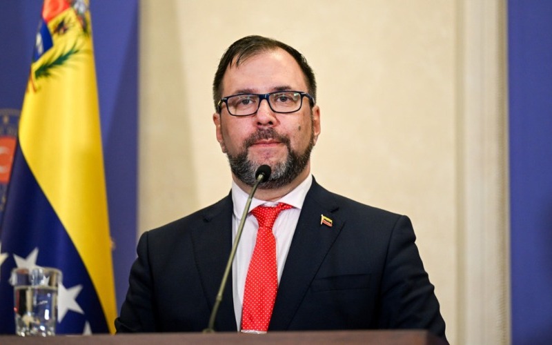 canciller-yvan-gil-445ceb.jpg