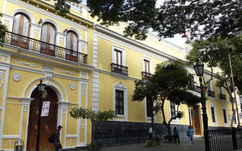 cancilleriavenezuelaversionfinal-e5eb95.jpg
