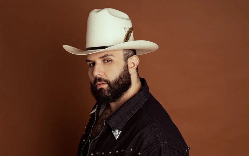 carin-leon-cr-erick-quituizaca-natalia-aguilera-billboard-1800-1-3089d8.png
