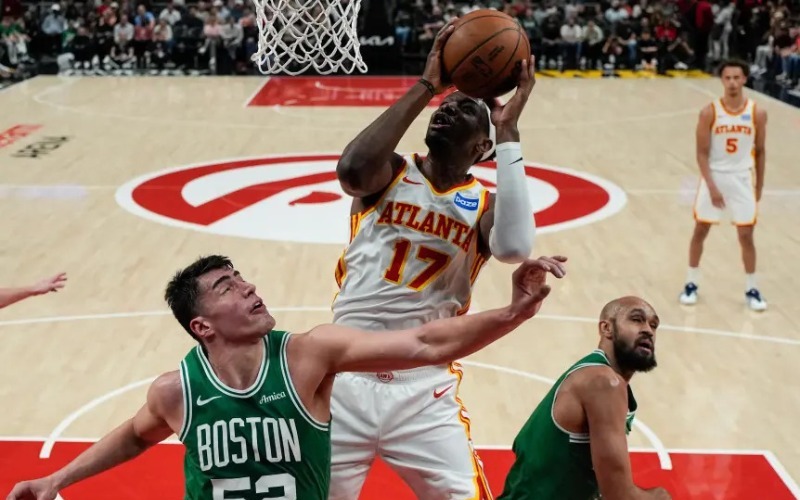celtics-hawks_77435-e1acbc.jpg