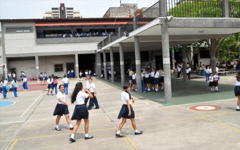 colegios-1-5be907.jpg