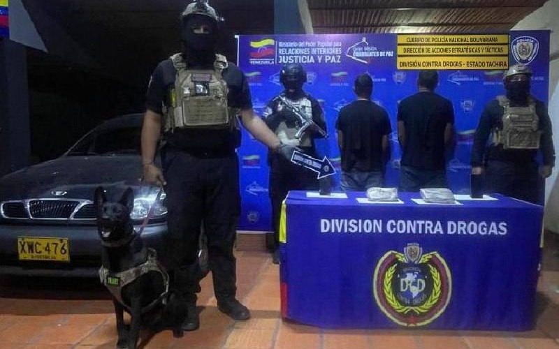 cpnb-detiene-a-dos-sujetos-por-trfico-de-drogas-en-san-antonio-del-tchira-7c02bc.jpeg