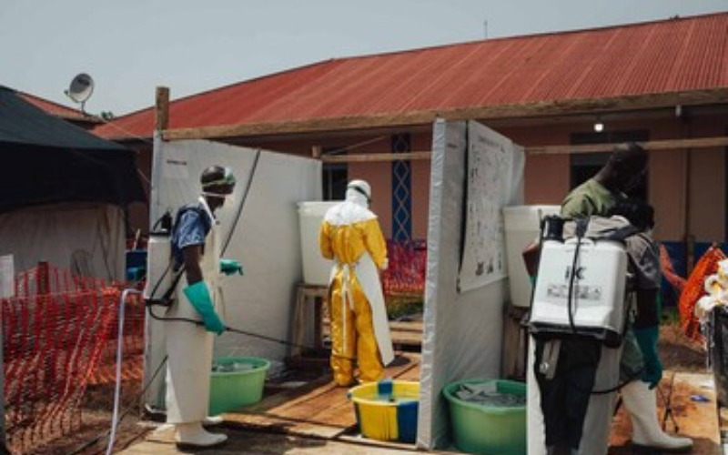 cruz-roja-denuncia-ataques-a-voluntarios-en-lucha-contra-ebola-en-rdc-d0c78f79-focus-0-0-375-240-f41e2a.jpg