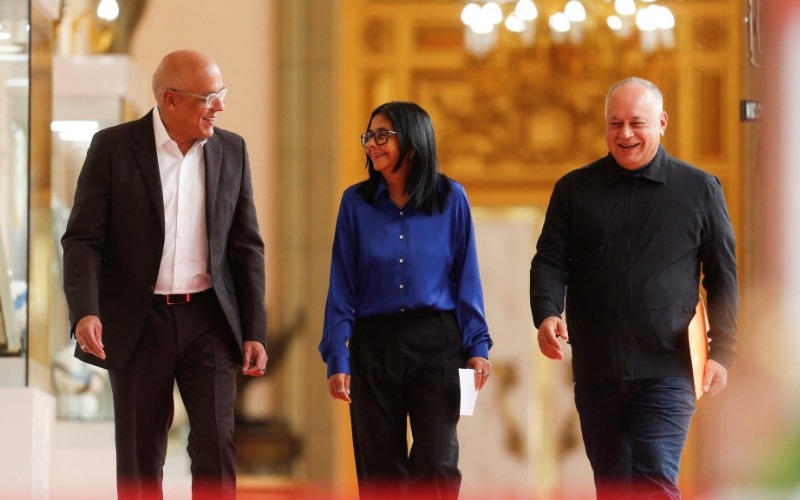 Presidenta encargada Delcy Rodríguez se dirige al país junto a Jorge Rodríguez y Diosdado Cabello