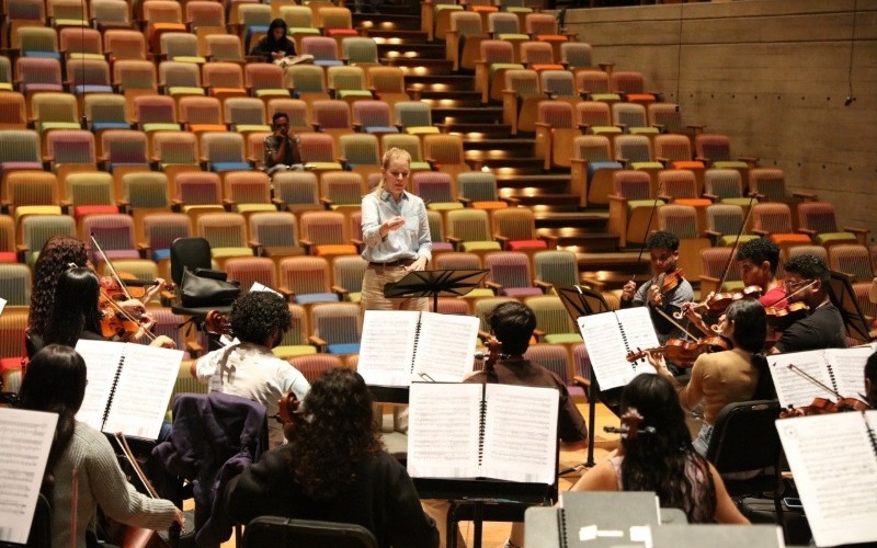Elisa Vegas se reencuentra con El Sistema junto a la Orquesta Sinfónica Juan José Landaeta