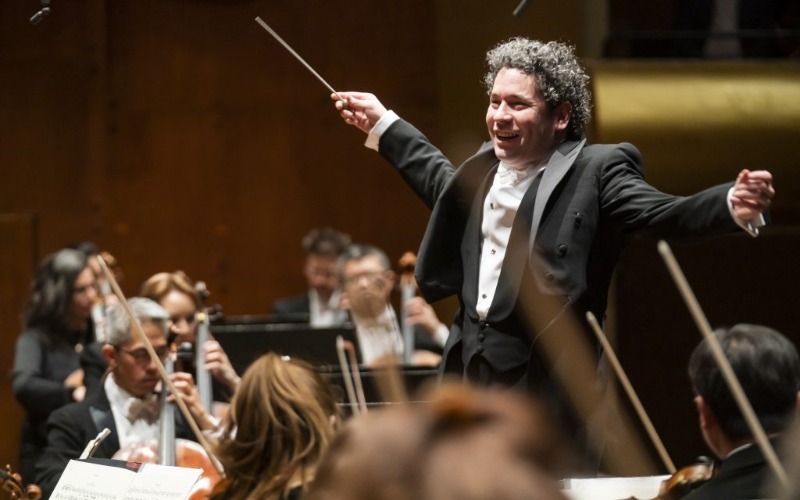 dudamel-credit-to-chris-lee-b54fa3.jpg