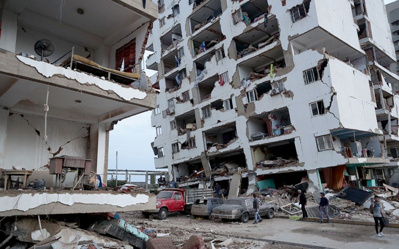 el-grito-de-auxilio-en-una-ciudad-devastada-en-venezuela-que-espera-por-rescatistas-553be5.jpg