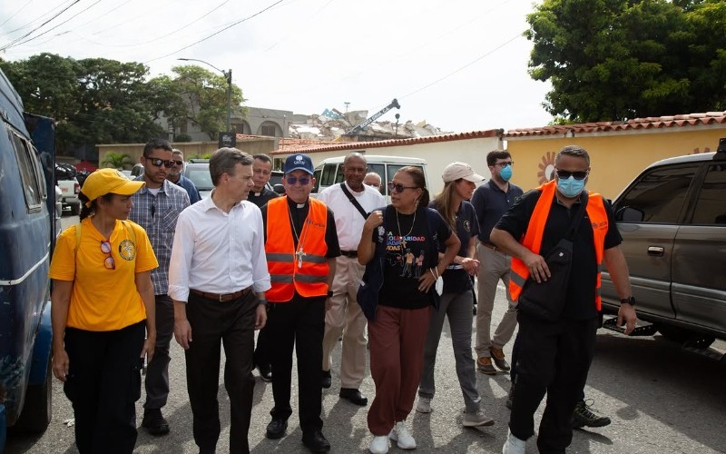 el-trabajo-de-iamcaritas-y-catholicreliefservices-desde-su-centro-de-distribucin-en-la-guaira-848a29.jpg