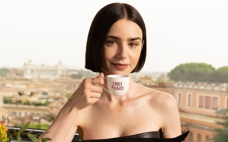 emily-in-paris-ha-vuelto-a-conquistar-a-la-audiencia-con-la-noticia-de-su-quinta-temporada.-tr-1-16c890.jpg