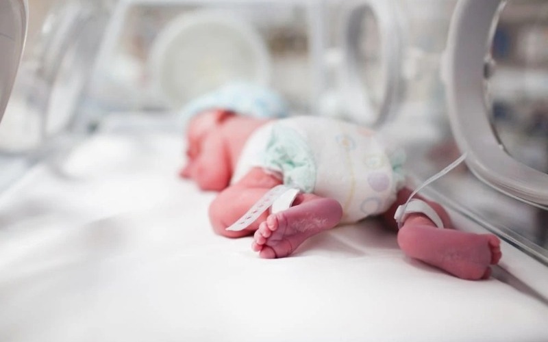 enpremature-birth-complicationsescomplicaciones-del-parto-prematuro-234943.jpg