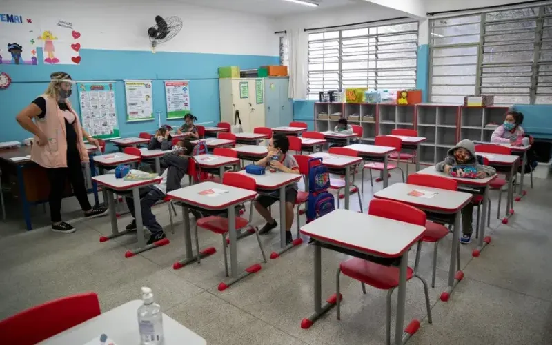 escuelas-estudiantes-coronavirusjpg-e7aeef.webp