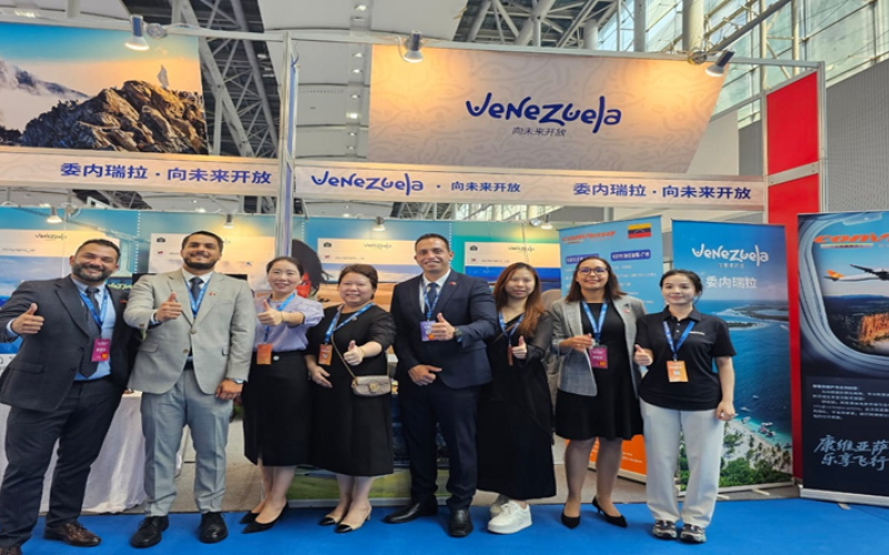 feria-turismos-china-623c1c.png
