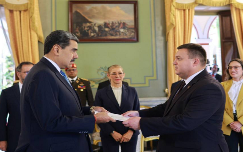foto-prensa-presidencial-d7b01c.png