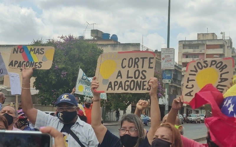 Apagones prolongados desatan protestas y amenazan la atención médica en Lara