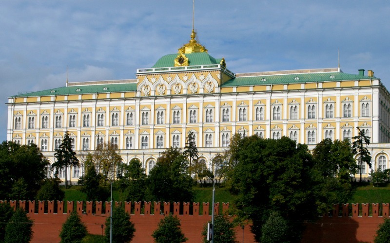 grand_kremlin_palace_moscow-ae7d01.jpg