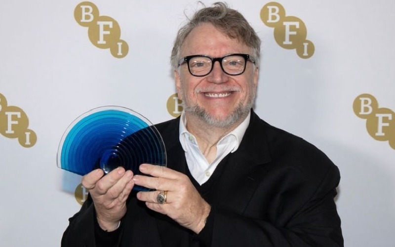guillermo-toro-recibe-bfi-fellowship-0f1692.jpg