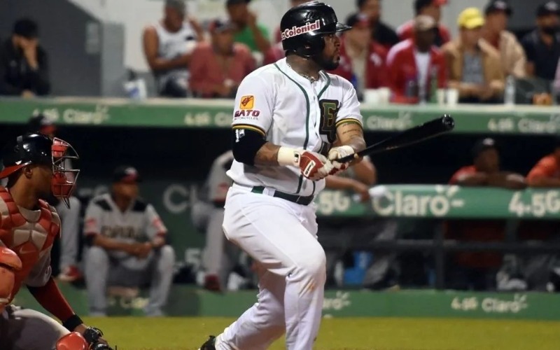 hector-sanchez-anuncia-su-retiro-del-beisbol-profesional-a8dd4f.jpg