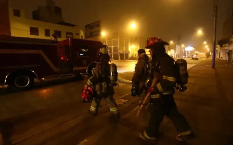 imagen-archivo-bomberos-lima-peru_160-e743ed-f4a91b.jpg