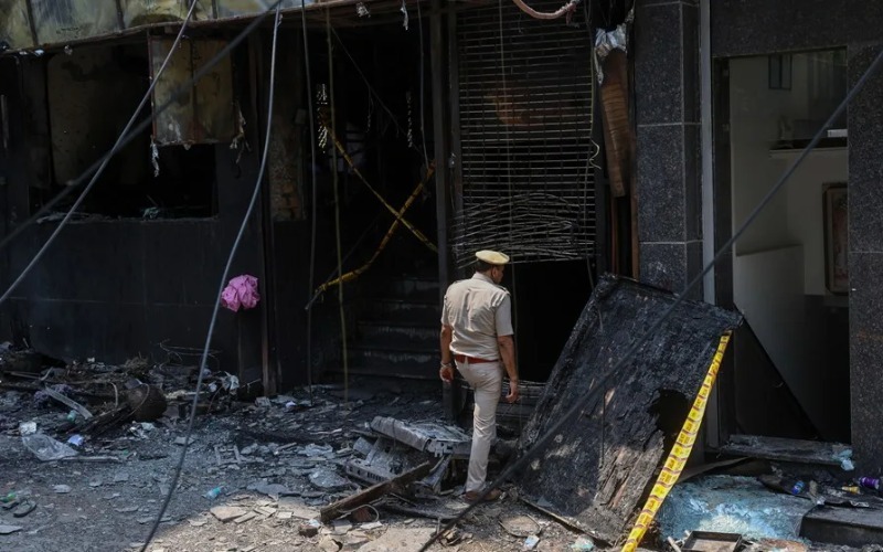 india-incendio-hotel-1-86f989.jpg