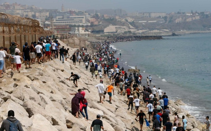 inmigrantes-ceuta-efe-1f0a2b.jpg
