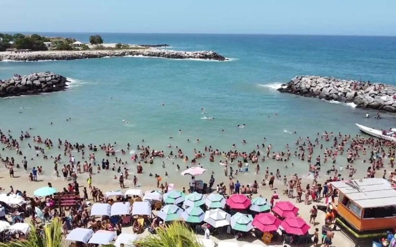 Playas del estado La Guaira registran ocupación máxima en el inicio del 2026