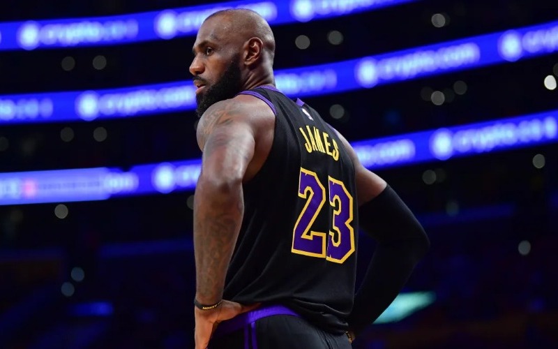 lebron-james-imagn.jpg-cdf826.jpg