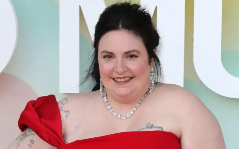 lena-dunham-8ed7eb.webp