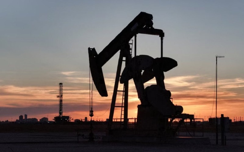 los-futuros-del-petroleo-de-texas-superan-104-dolares-ante-el-bloqueo-0737b9a2-110ee2.jpg
